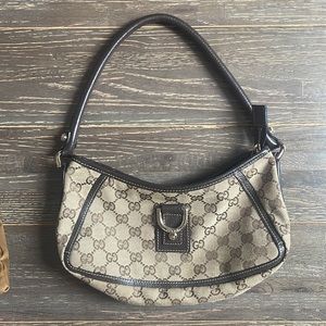 Small Gucci bag
